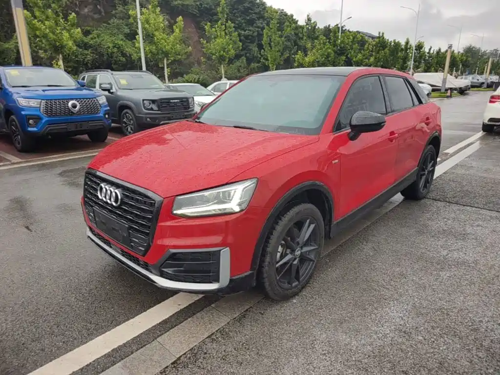 Audi Q2L 2021