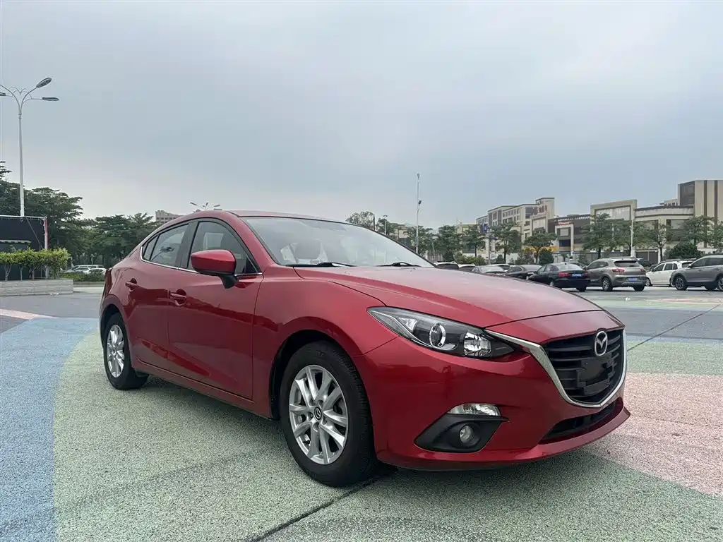 Mazda 3 Axela 2016 — фото 3