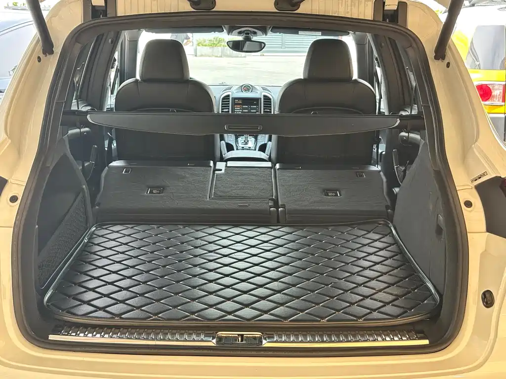Porsche Cayenne 2015 — фото 19