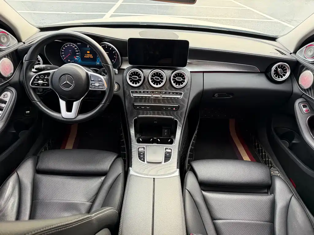Mercedes-Benz C-Class 2019 — фото 6