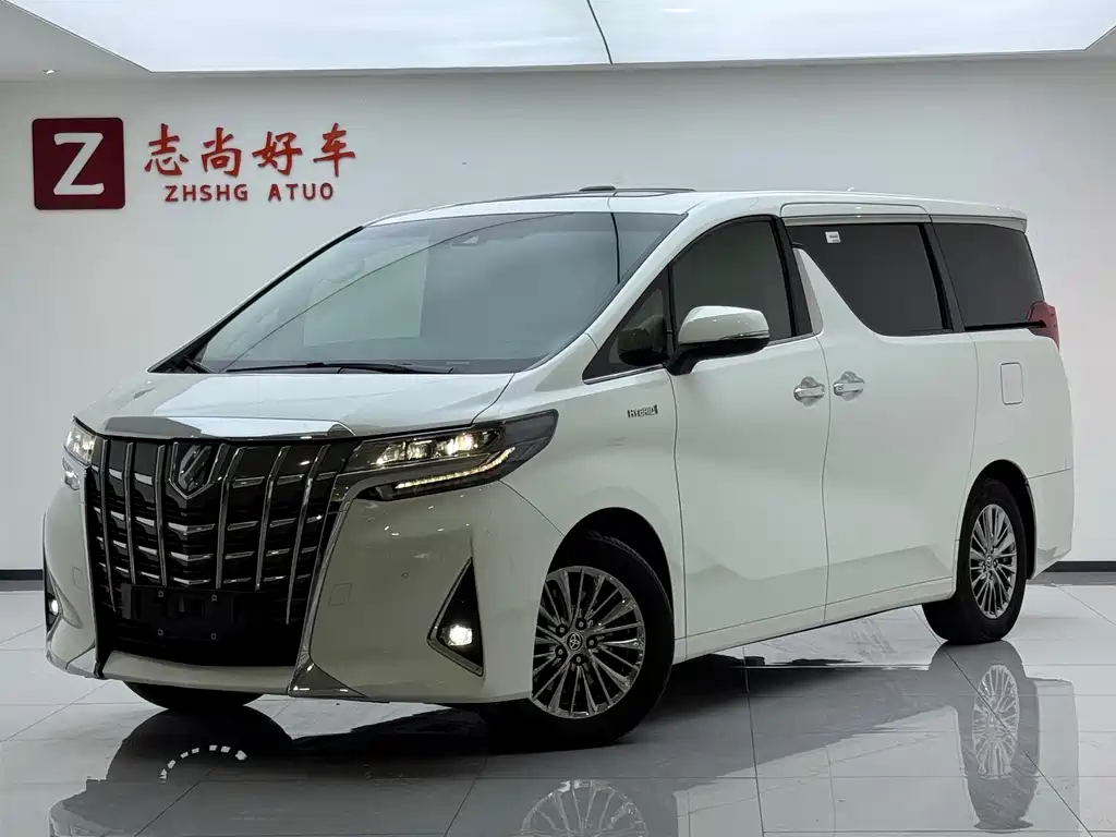 Toyota Alphard 2022 — фото 1