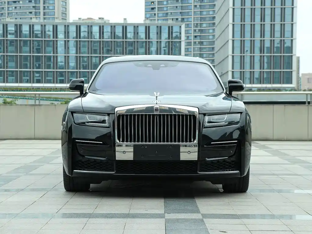 Rolls-Royce Ghost 2021 — фото 1