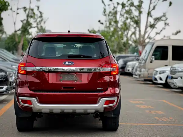 Ford Everest 2017
