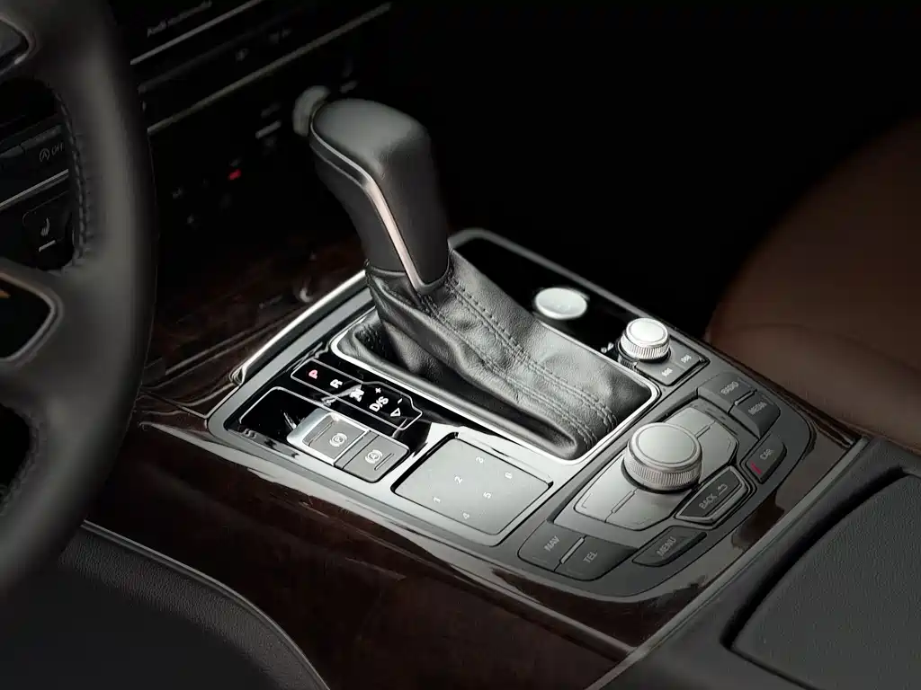 Audi A6L 2017 — фото 14