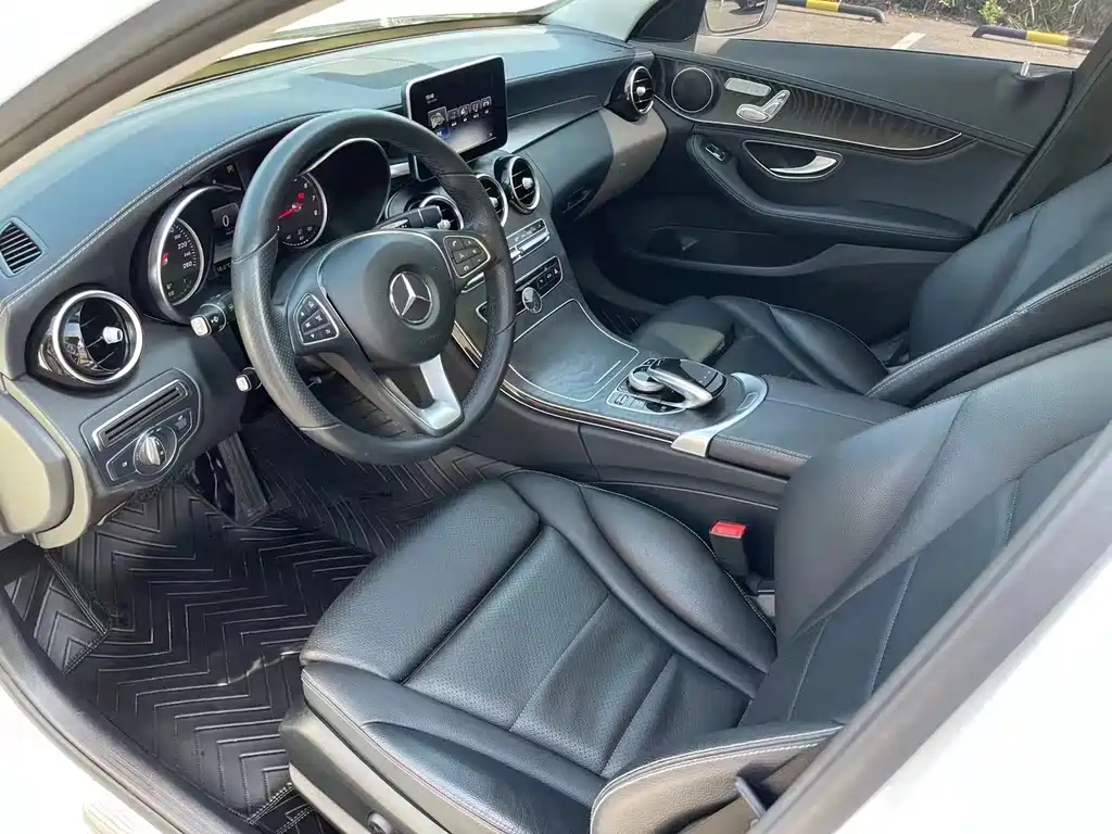 Mercedes-Benz C-Class 2017