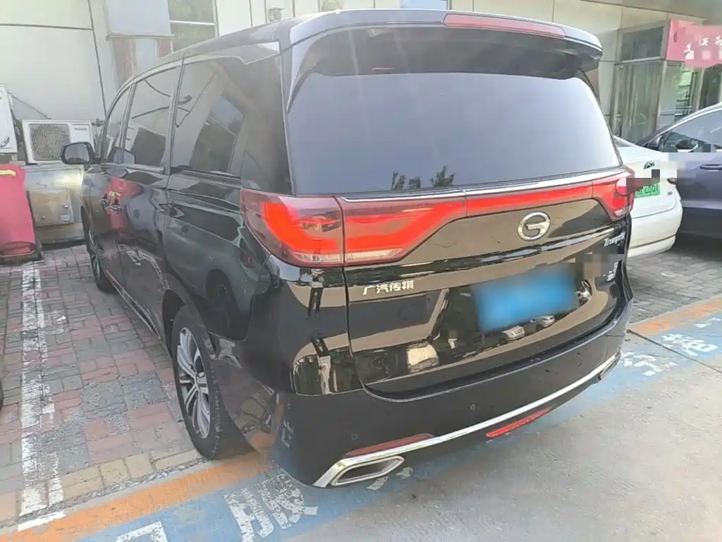 GAC Motor Trumpchi M8 2018 — фото 5