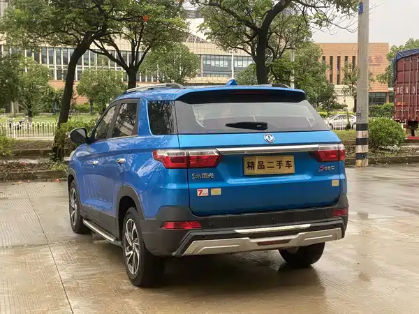 Dongfeng Scenery S560 2018