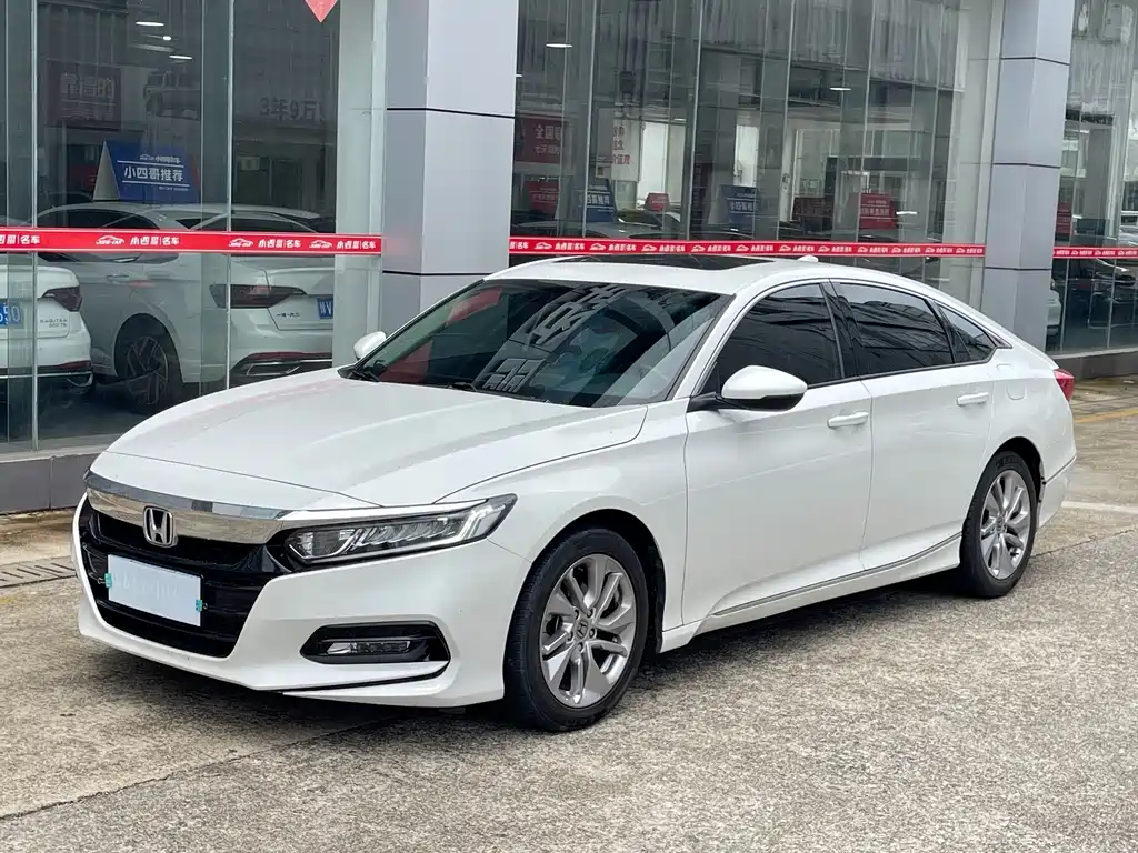 Honda Accord 2018 — фото 1