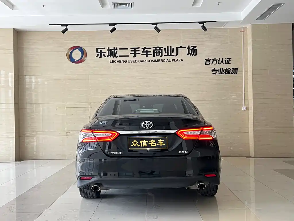 Toyota Camry 2020 — фото 5