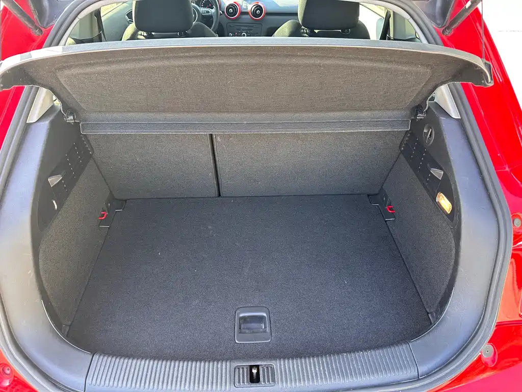 Audi A1 2014 — фото 15
