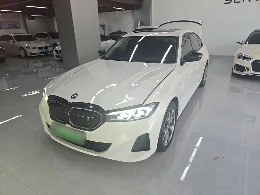 BMW i3 2024