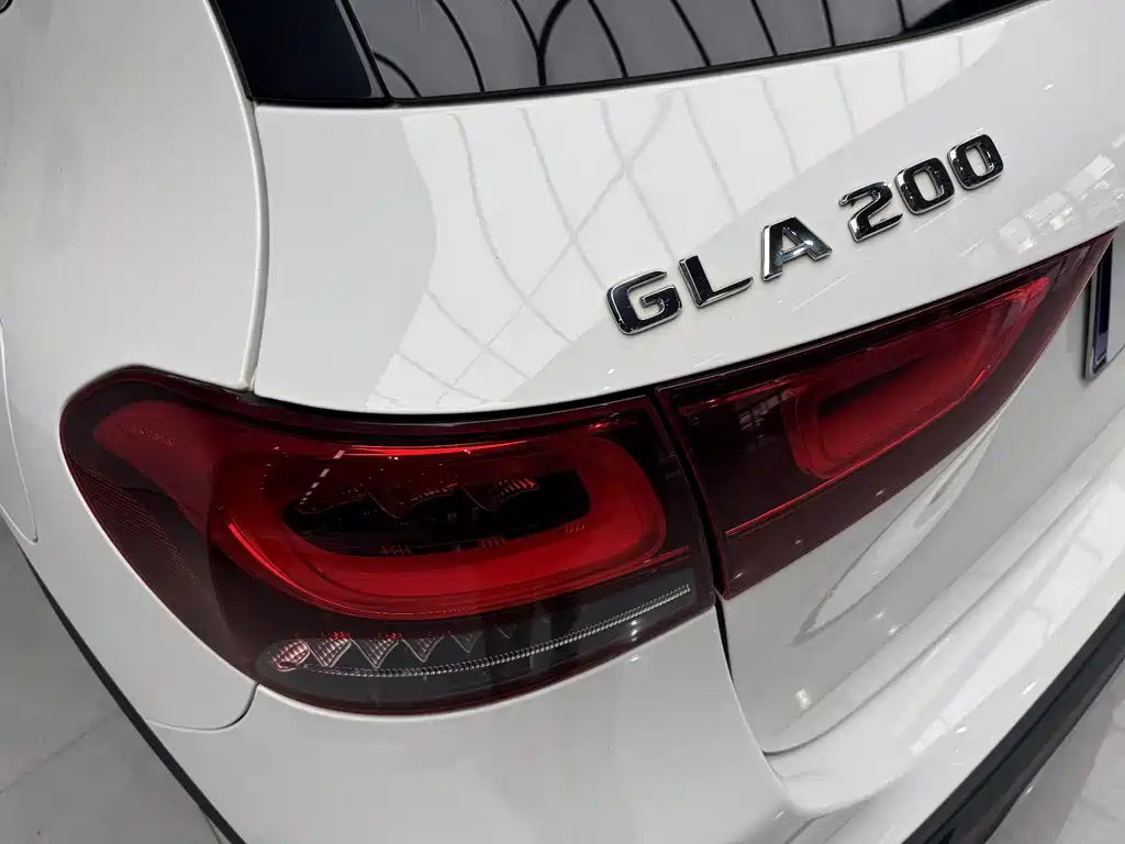Mercedes-Benz GLA 2023 — фото 15