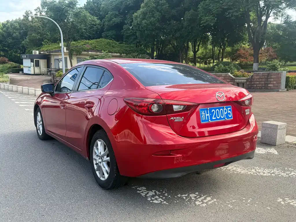 Mazda 3 Axela 2015 — фото 5