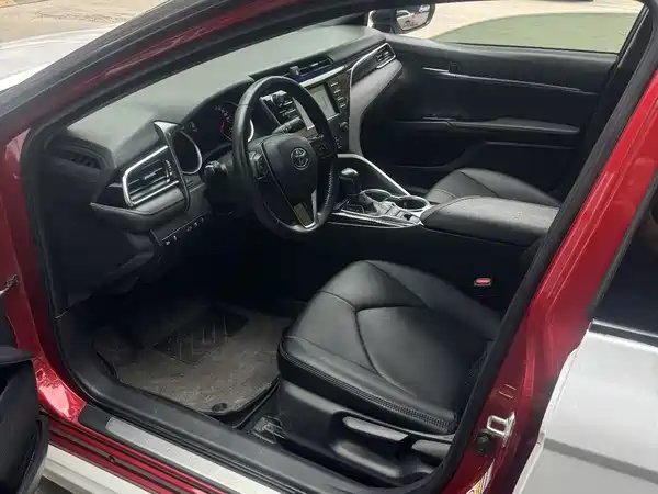 Toyota Camry 2018