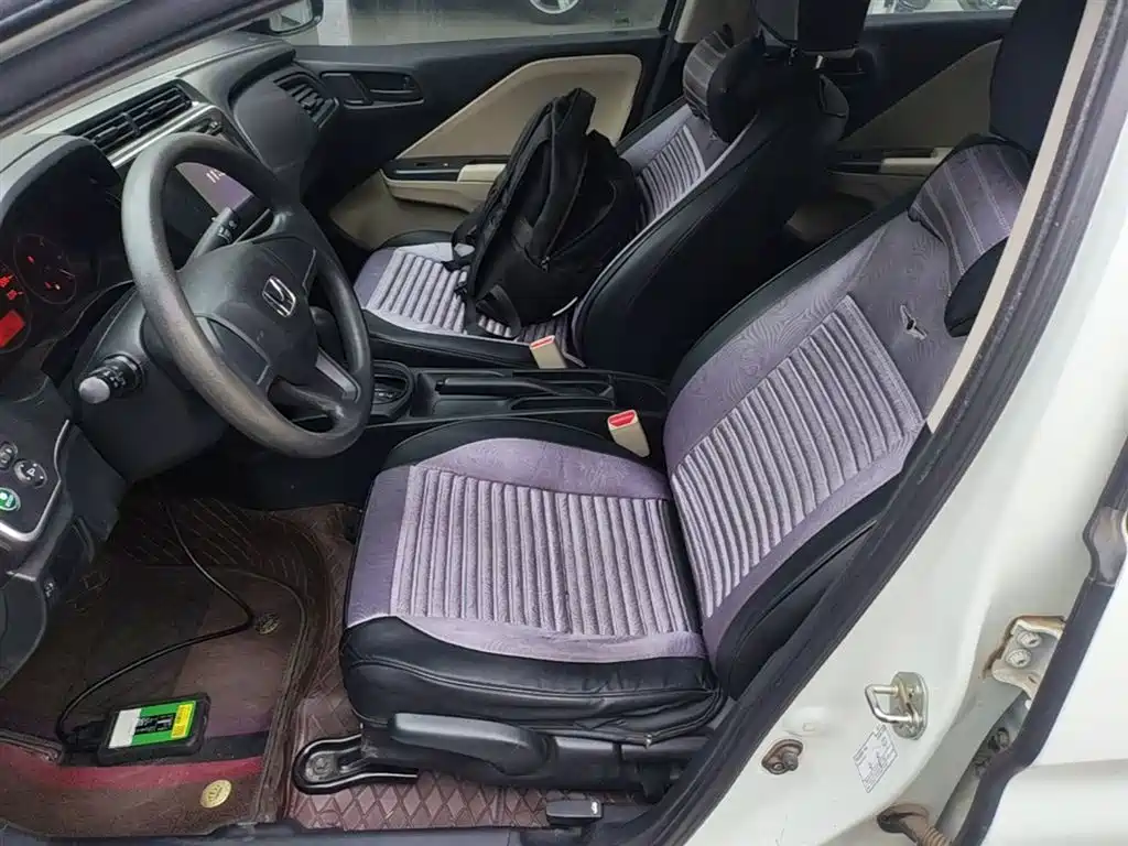 Honda City 2015 — фото 15