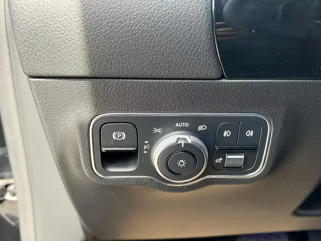 Mercedes-Benz GLA 2021 — фото 15