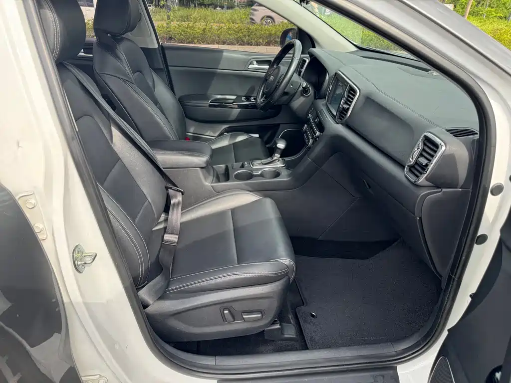 Kia KX5 2016 — фото 12