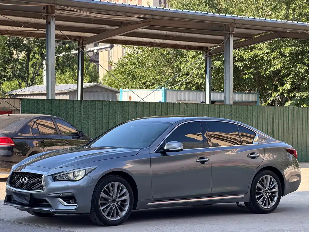 Infiniti Q50L 2018