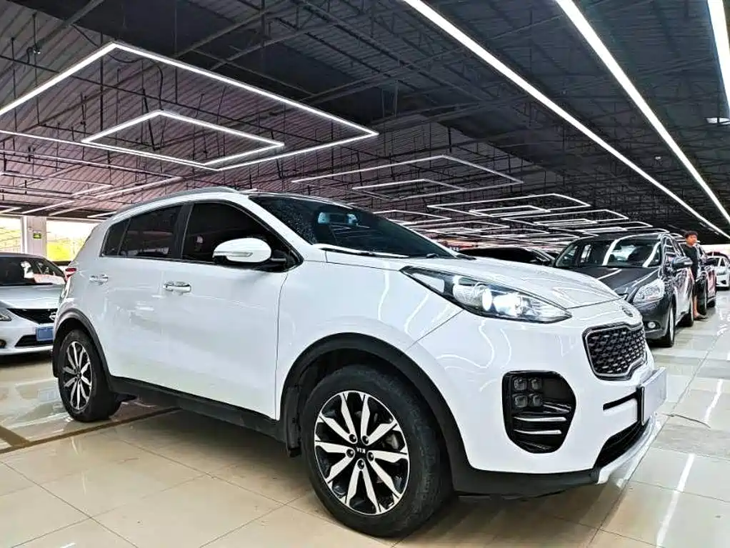 Kia KX5 2016 — фото 8