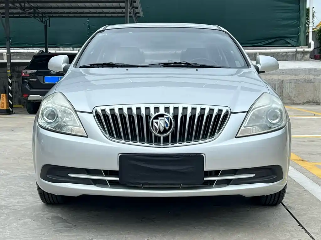Buick Excelle 2015 — фото 2