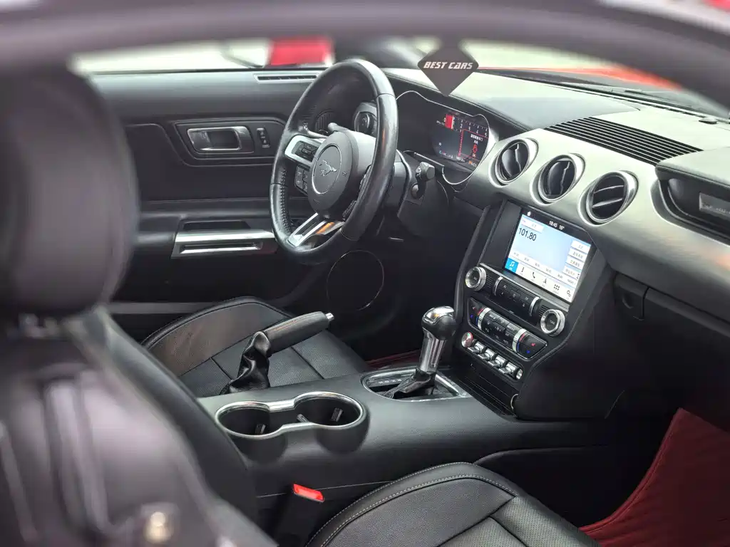 Ford Mustang 2019 — фото 14