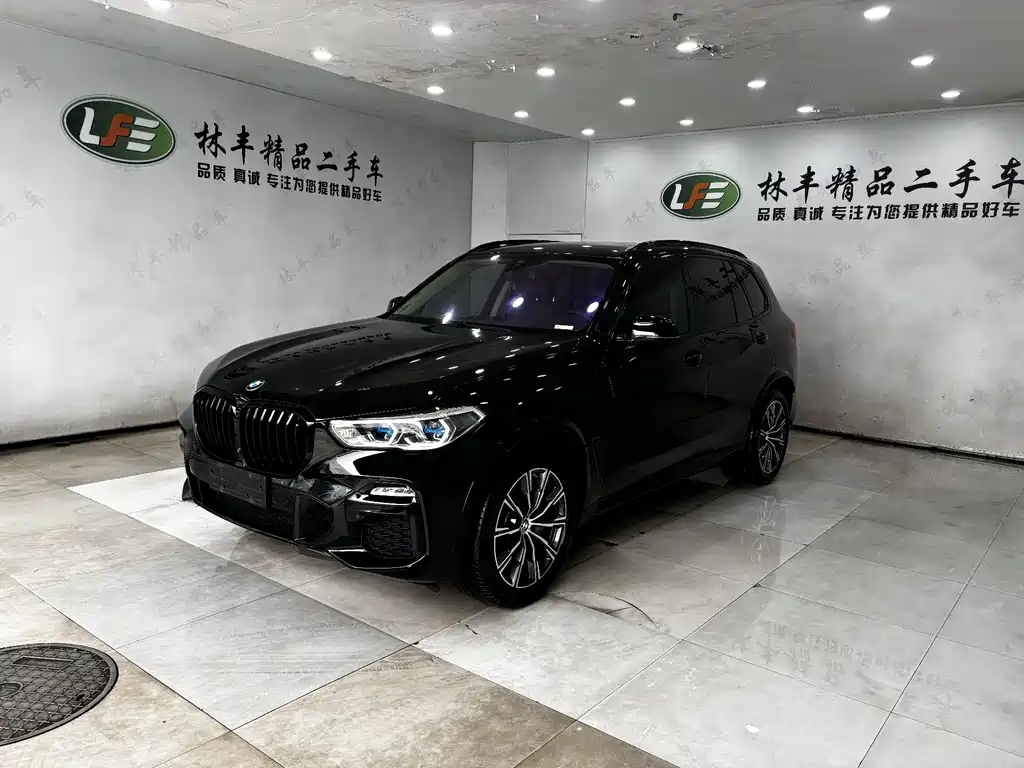 BMW X5 2020 — фото 1