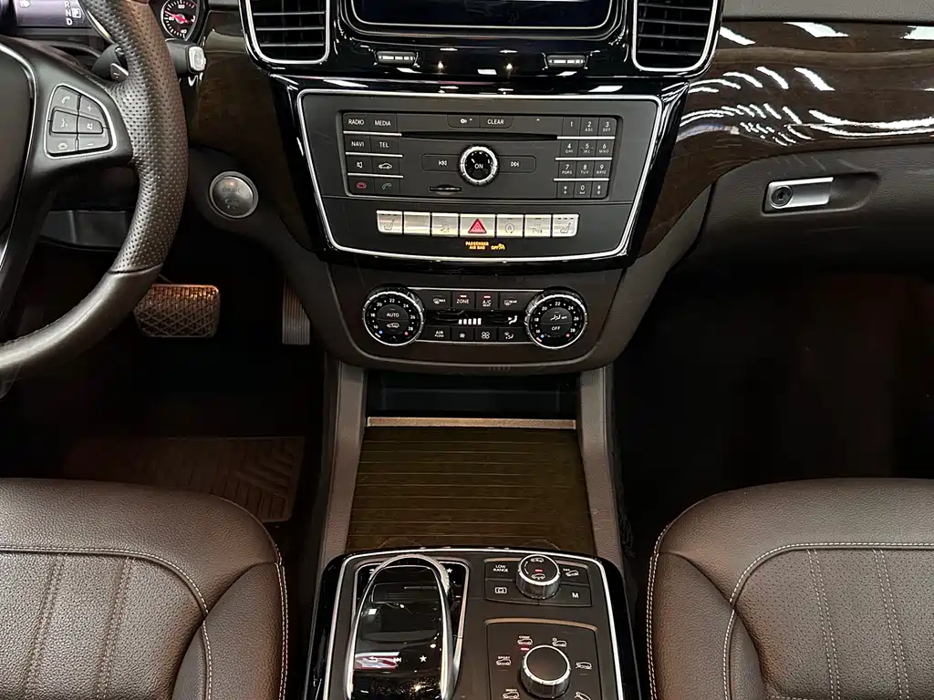 Mercedes-Benz GLS 2019 — фото 27