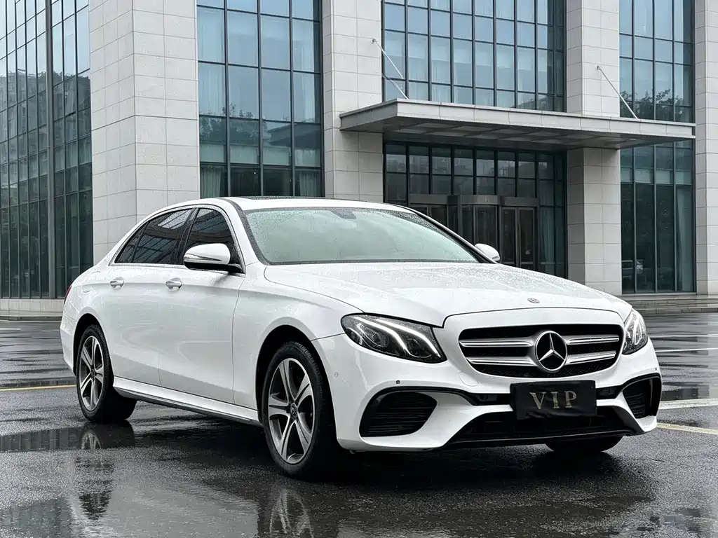 Mercedes-Benz E-Class 2019 — фото 3