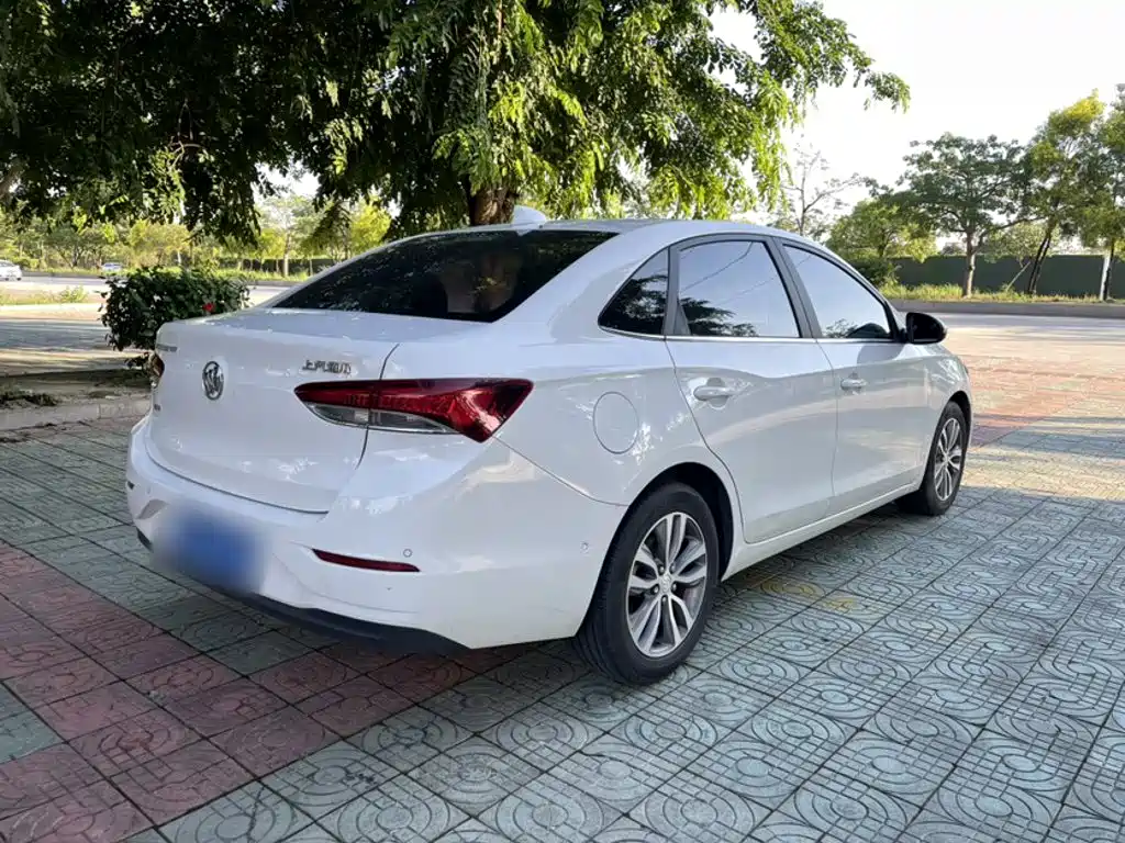 Buick Excelle 2018 — фото 17