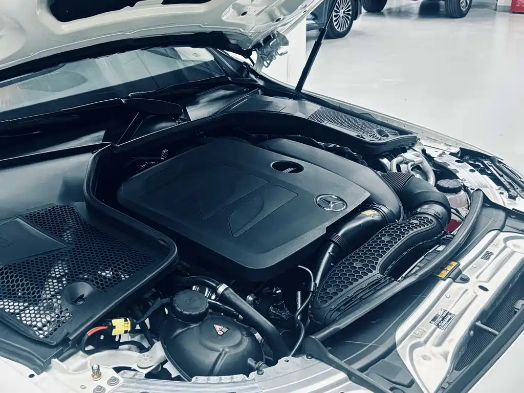 Mercedes-Benz C-Class 2019 — фото 17