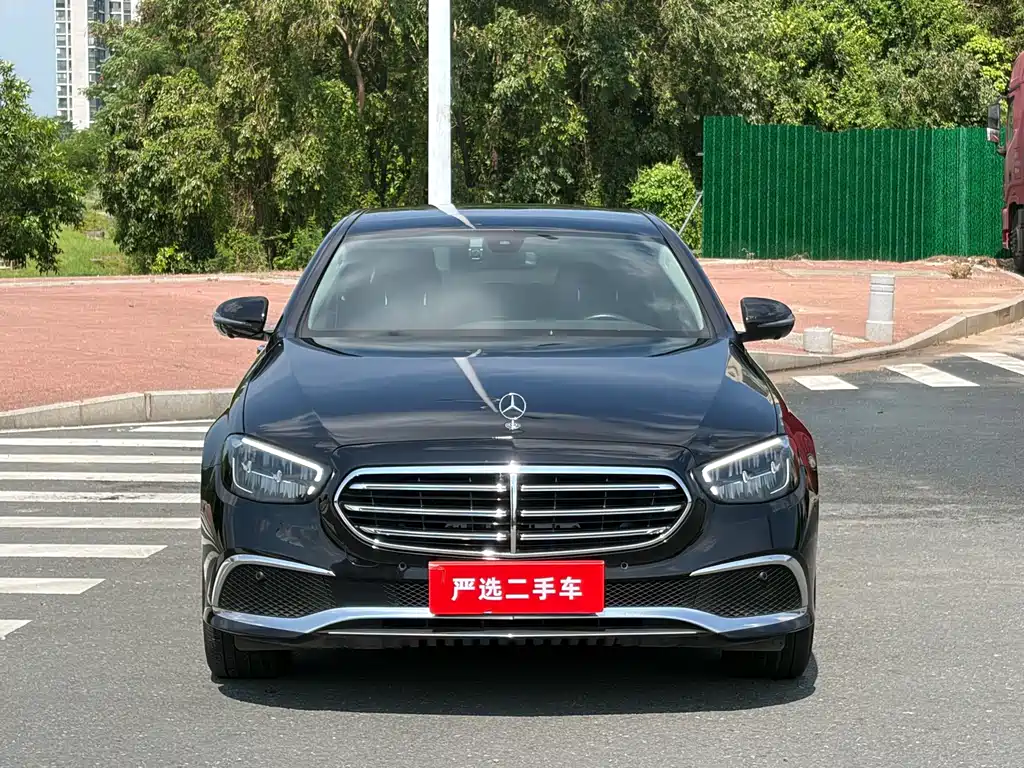 Mercedes-Benz E-Class 2023