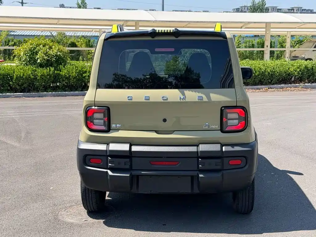 Geely Galaxy Panda 2025