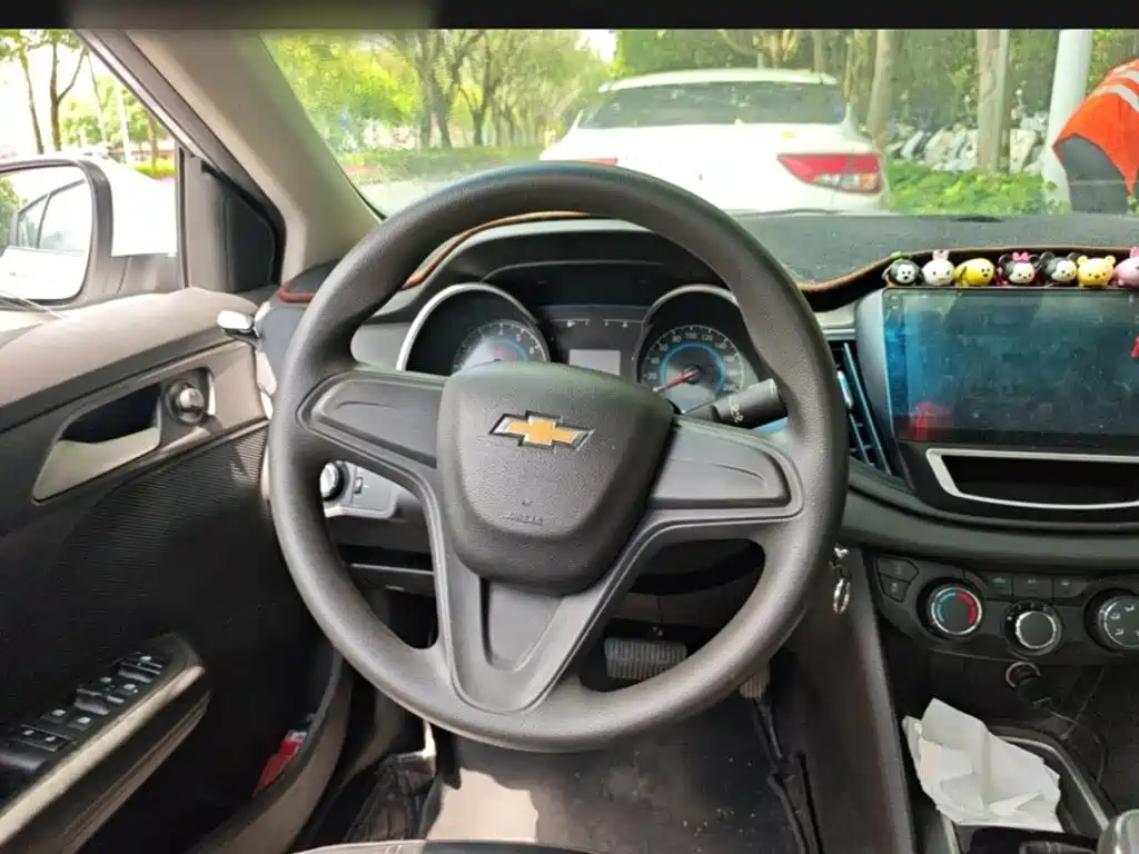 Chevrolet Cavalier 2018 — фото 13