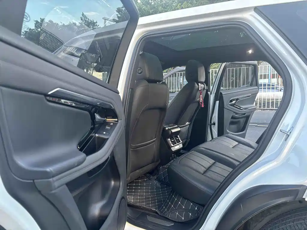Land Rover Evoque 2020 — фото 9