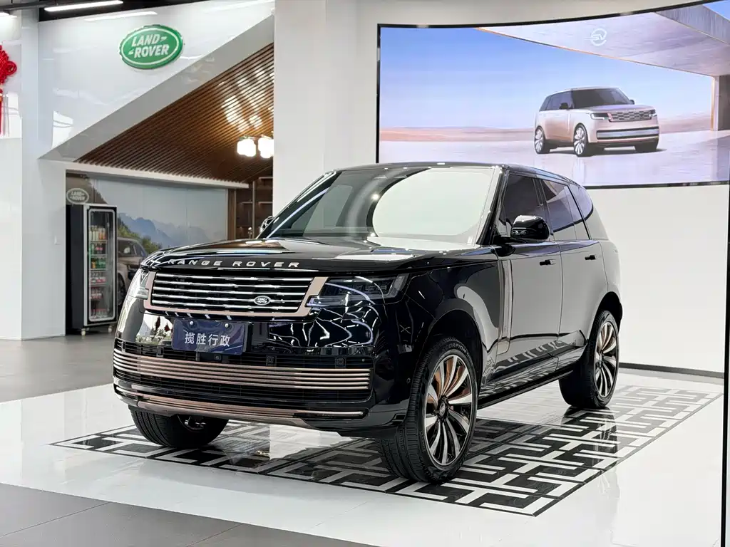 Land Rover Range Rover 2024 — фото 1