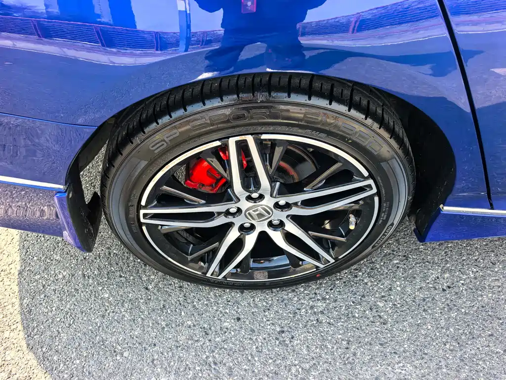 Honda Accord 2018 — фото 21