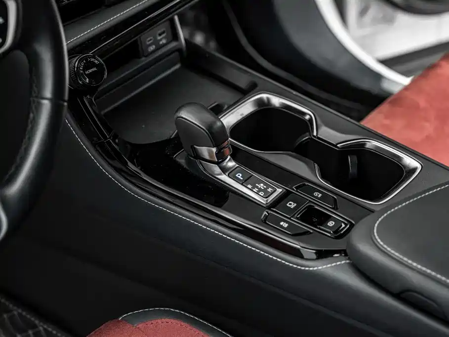 Lexus NX 2023 — фото 16