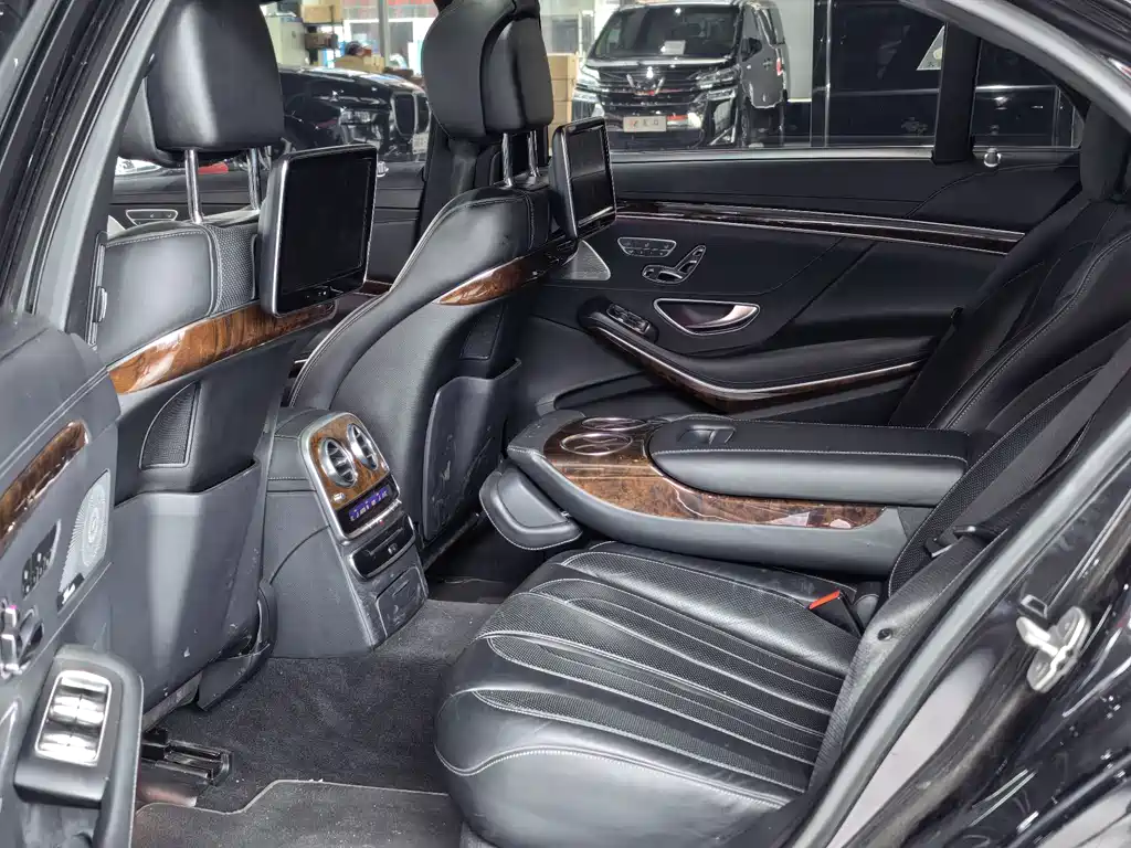 Mercedes-Benz S-Class AMG 2018 — фото 4