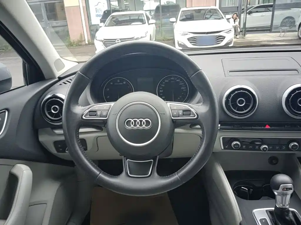 Audi A3 2016 — фото 11