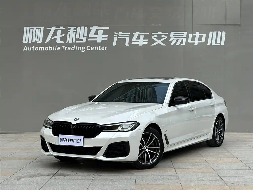 BMW 5 Series 2021 — фото 1