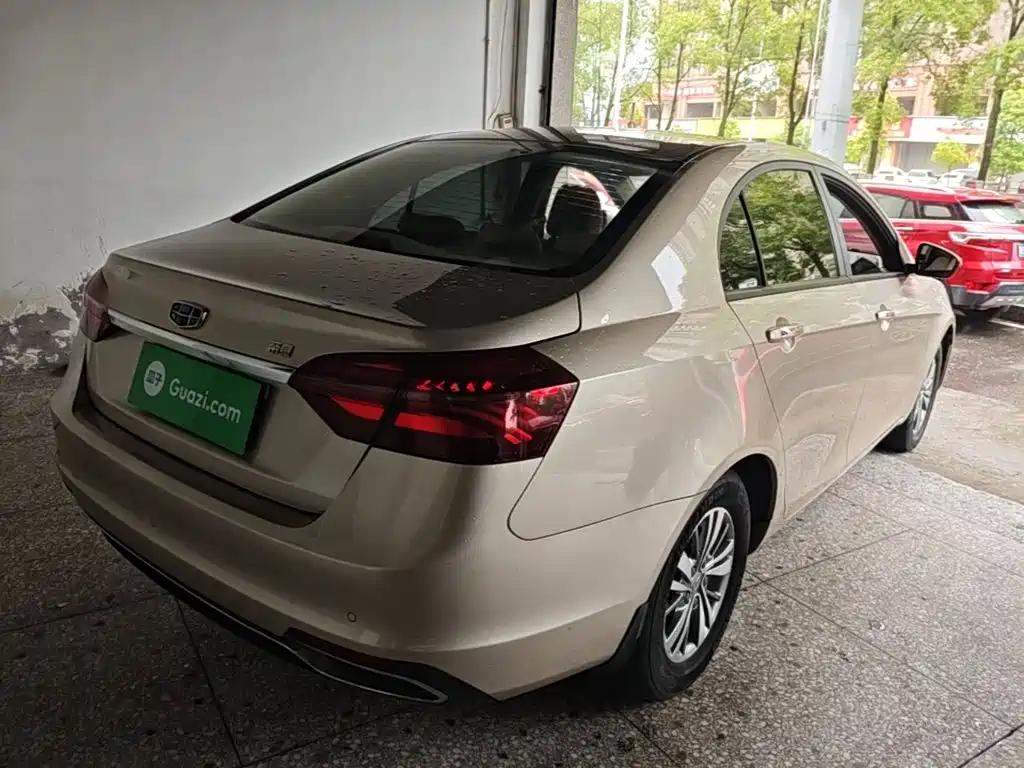 Geely Emgrand 2019