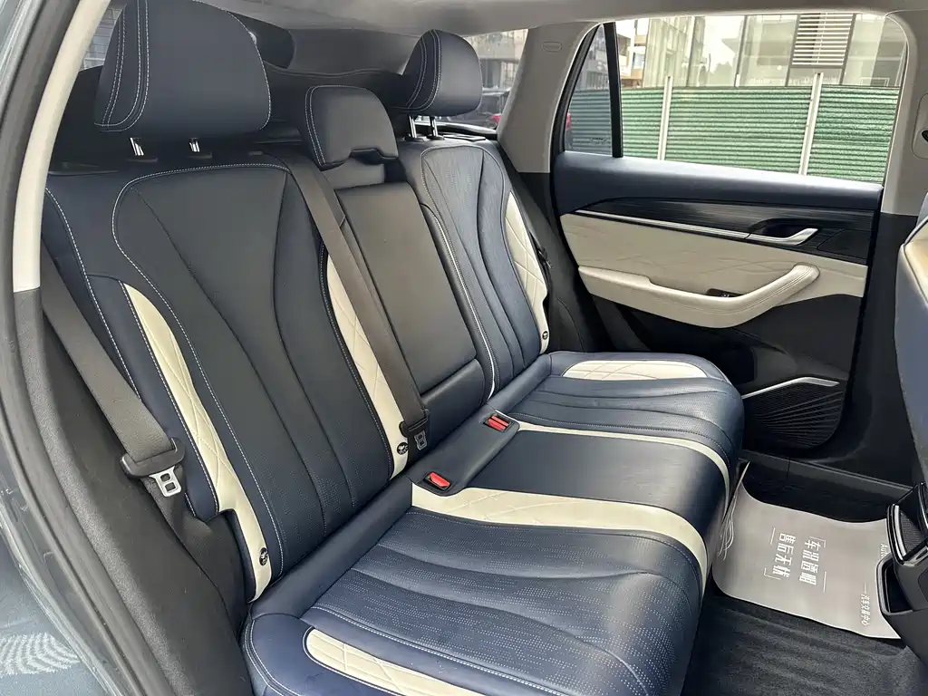 Geely Xingyue L 2023 — фото 10