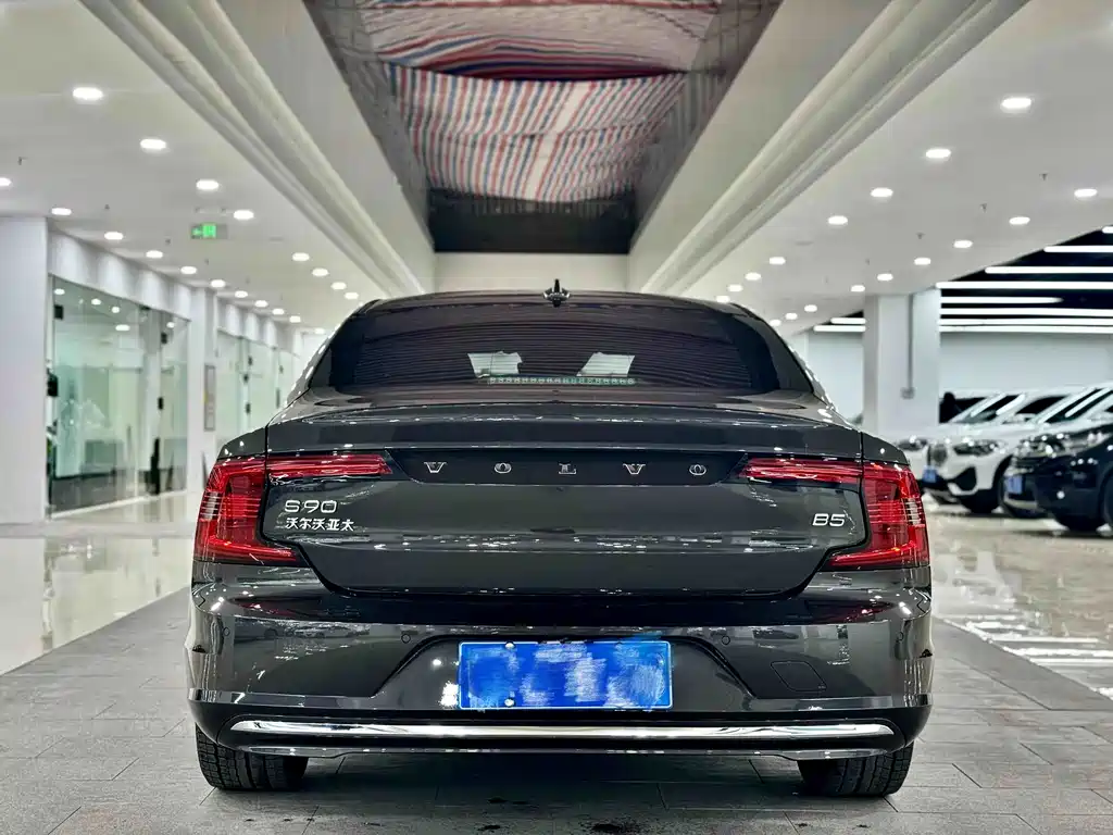 Volvo S90 2021 — фото 13