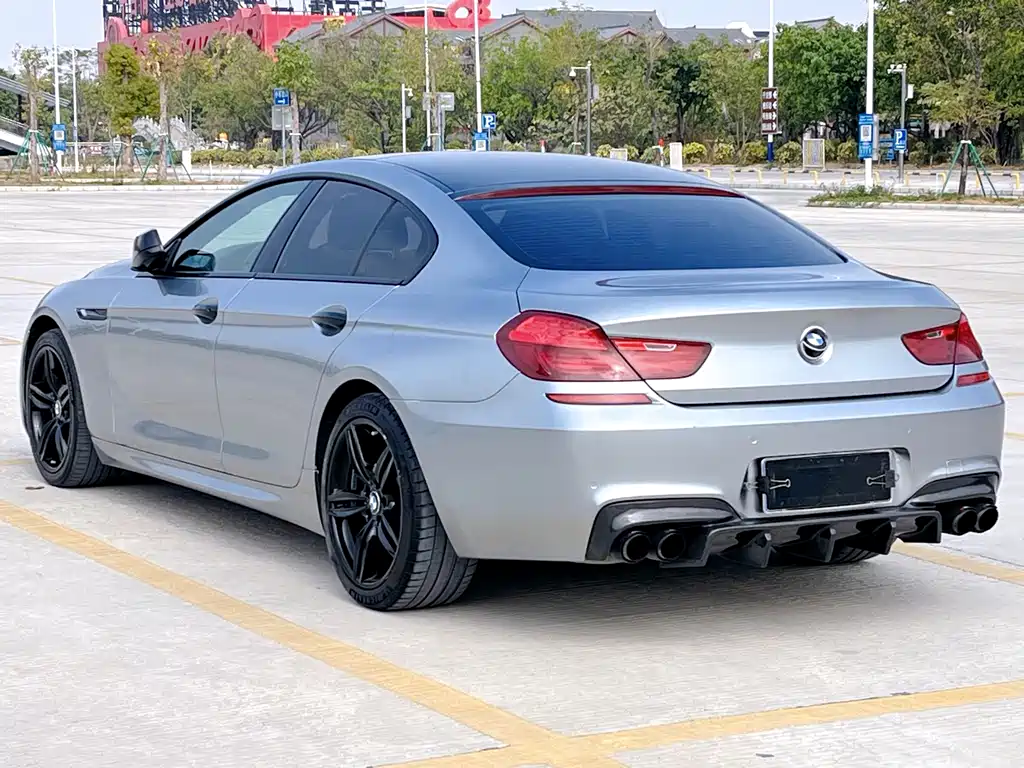 BMW 6 Series 2015 — фото 10