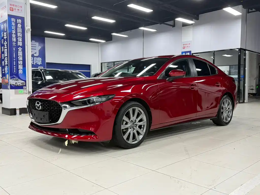 Mazda 3 Axela 2022