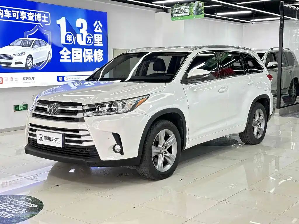 Toyota Highlander 2019 — фото 1