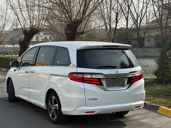 Honda Odyssey 2016