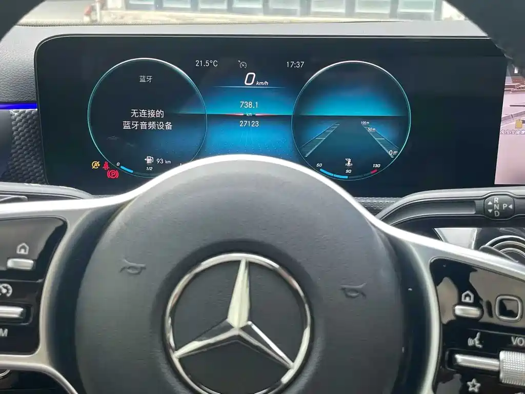 Mercedes-Benz A-Class 2022 — фото 8