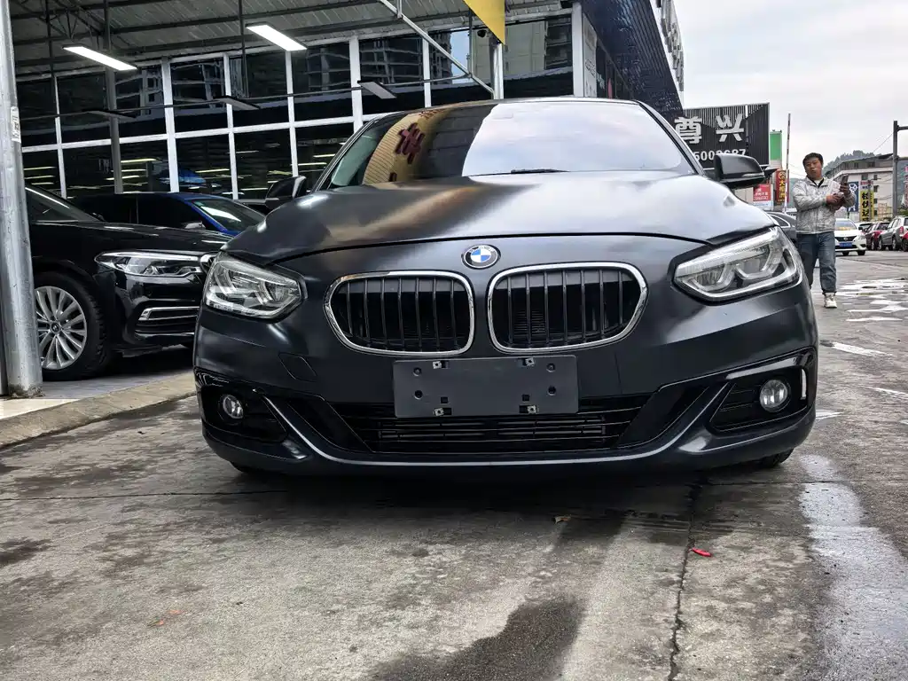 BMW 1 Series 2018 — фото 2