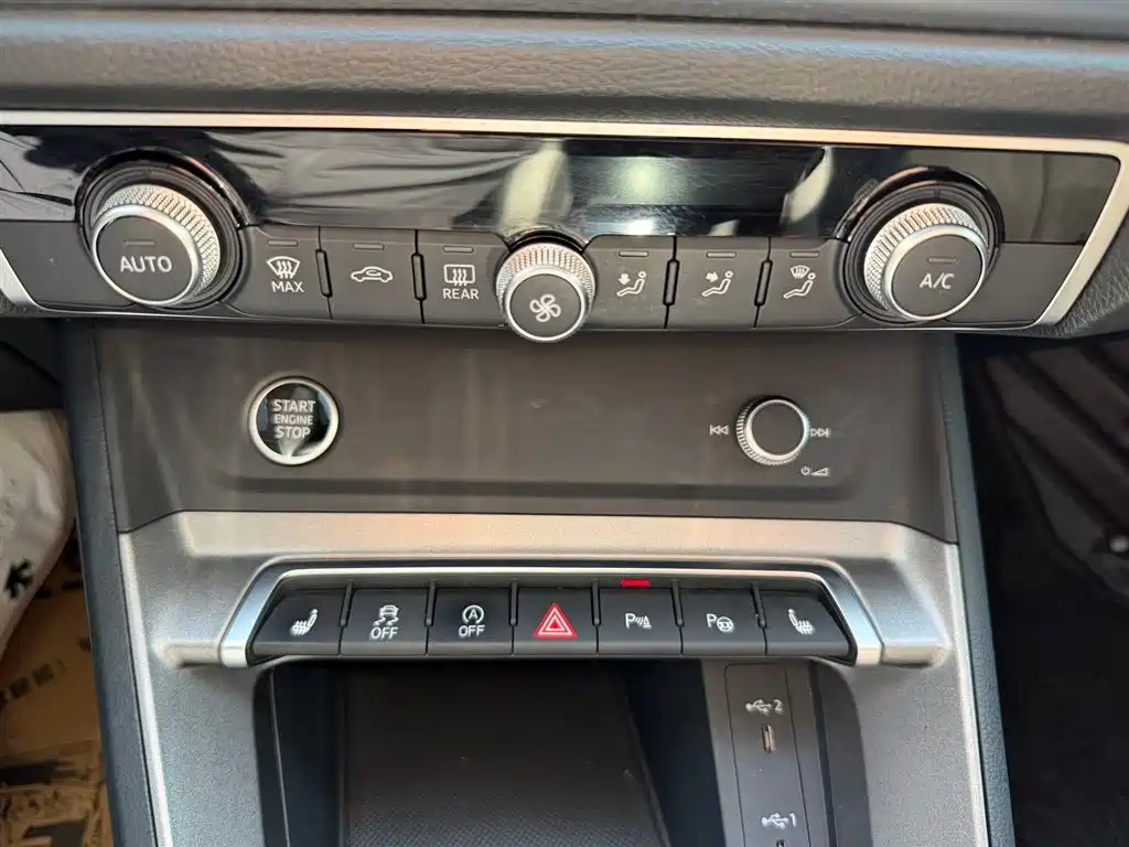 Audi Q3 2023 — фото 13